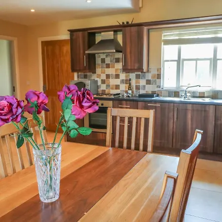 7 An Seanachai Holiday Homes Dungarvan (Waterford)